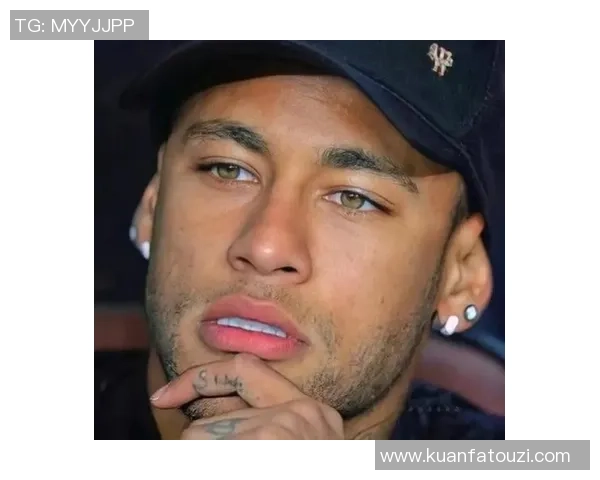 足球球星穿搭风格解析 哪些球员的时尚品味值得借鉴