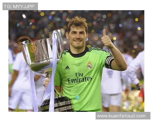 重庆足球传奇球星的光辉岁月与不朽记忆 重庆足球传奇球星的光辉岁月与不朽记忆